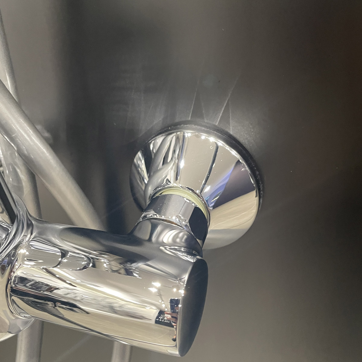 Củ sen tắm nóng lạnh GROHE 32865000 - 8