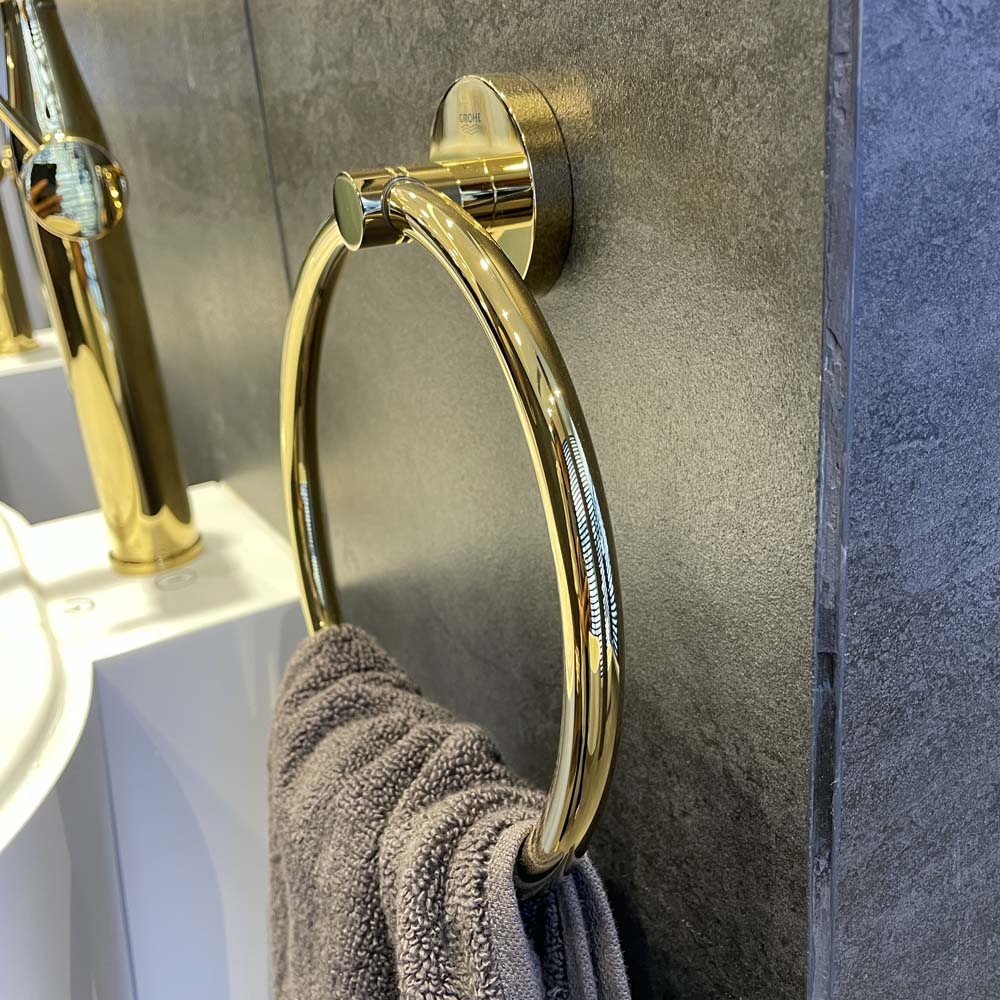 Vòng treo khăn Essentials GROHE 40365001 - 15
