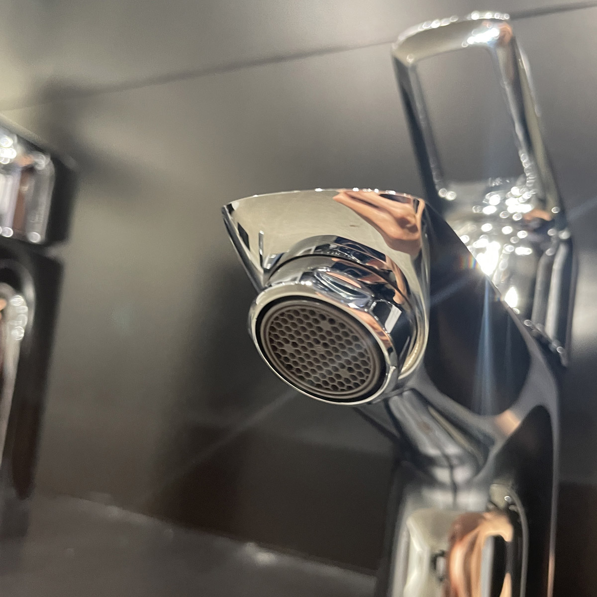 Vòi chậu lạnh BauLoop GROHE 32857001 - 10