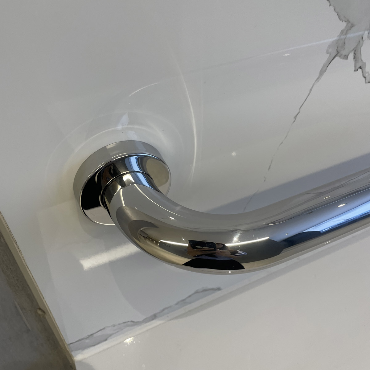 Thanh tay vịn Essentials GROHE 40797001 - 5