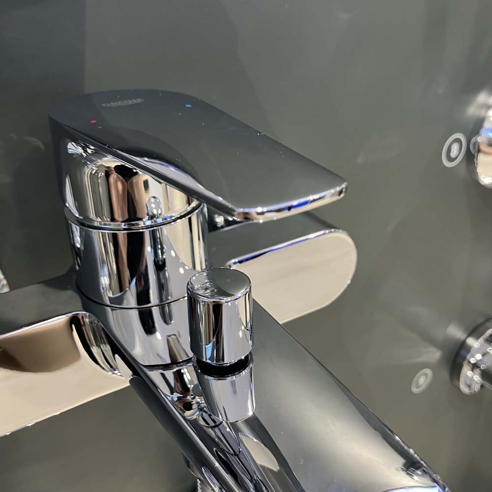 Củ sen tắm nóng lạnh BauEdge GROHE 23605001 - 9