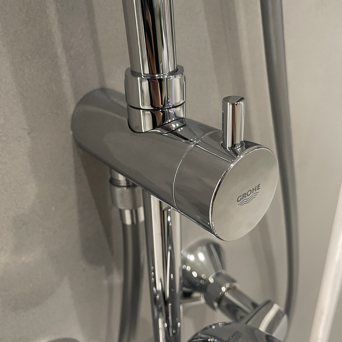 Bộ sen tắm nóng lạnh New Tempesta Cosmopolian Grohe 26305001 - 9