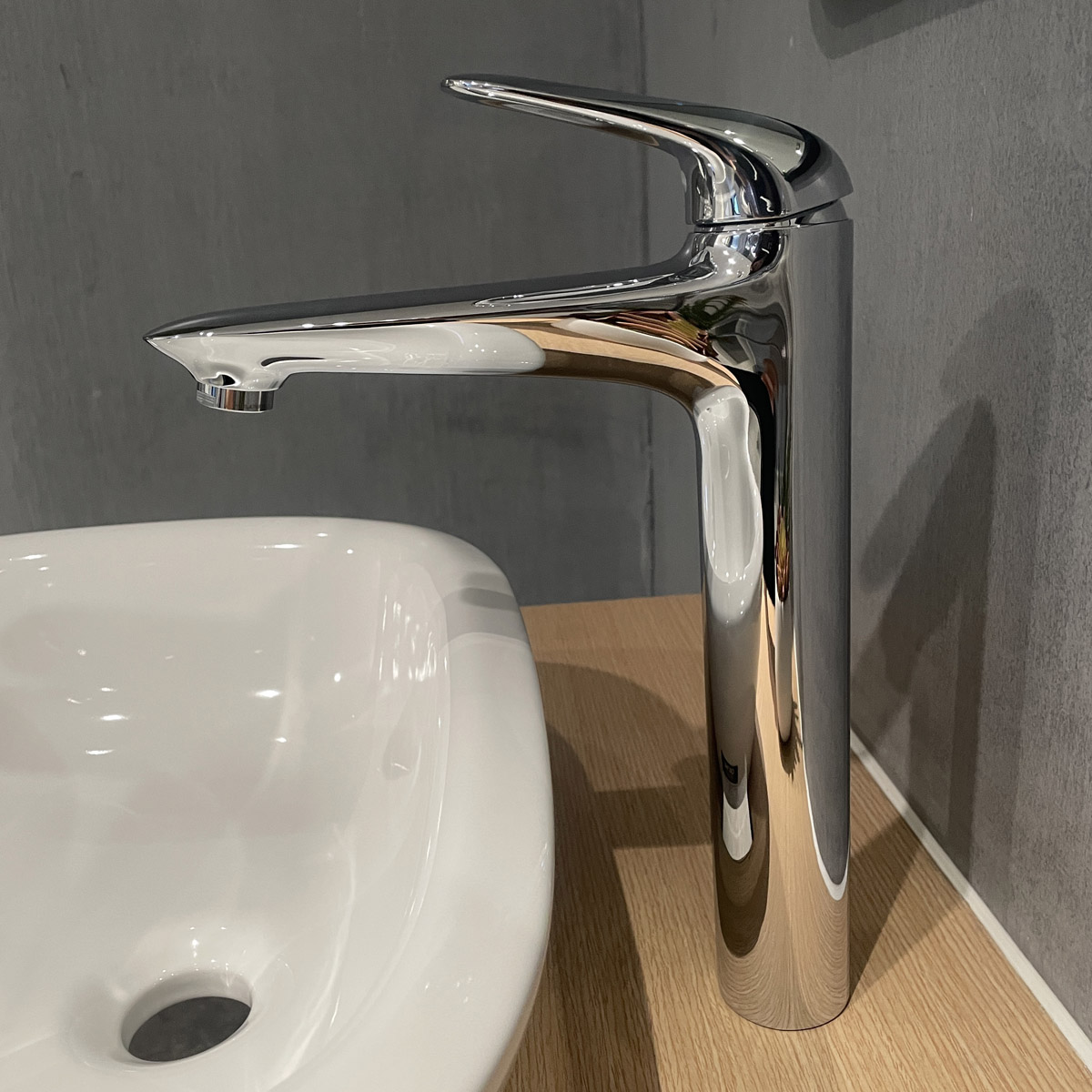 Vòi chậu nóng lạnh Eurostyle Solid XL-size GROHE 23719003 - 9