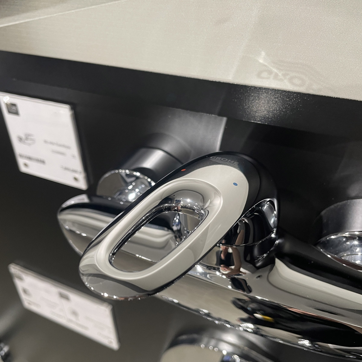 Củ sen tắm nóng lạnh Eurostyle GROHE 33590003 - 3