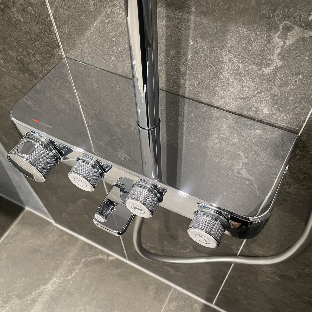 Bộ cây sen tắm ổn nhiệt SmartControl Euphoria Grohe 26510000 - 4