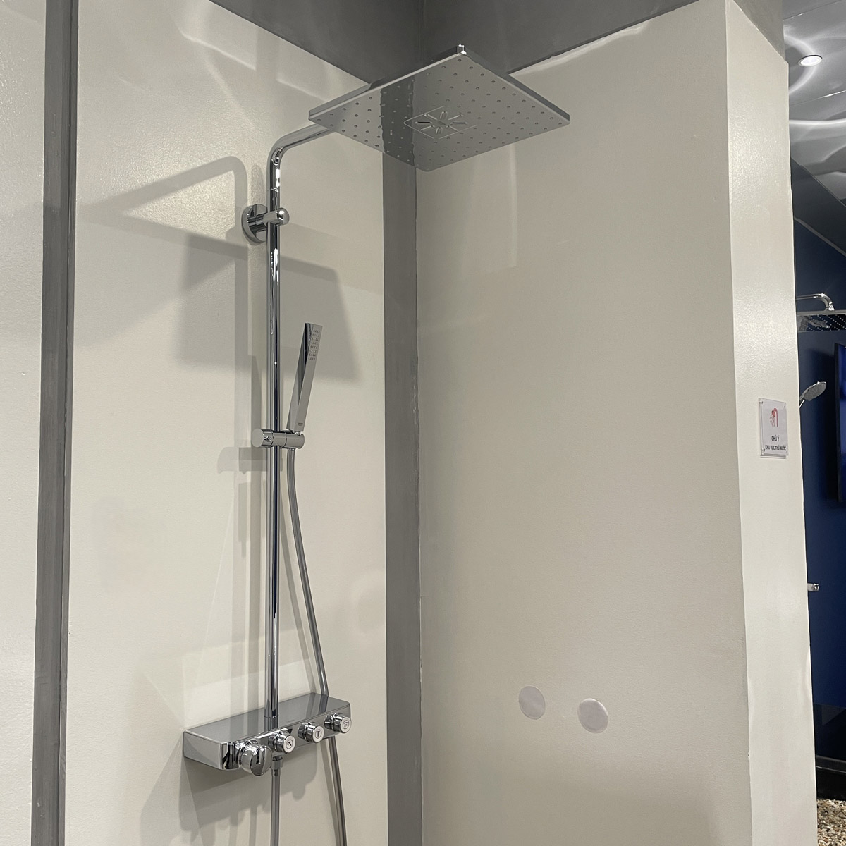 Bộ cây sen tắm ổn nhiệt SmartControl Euphoria Grohe 26508000 - 5