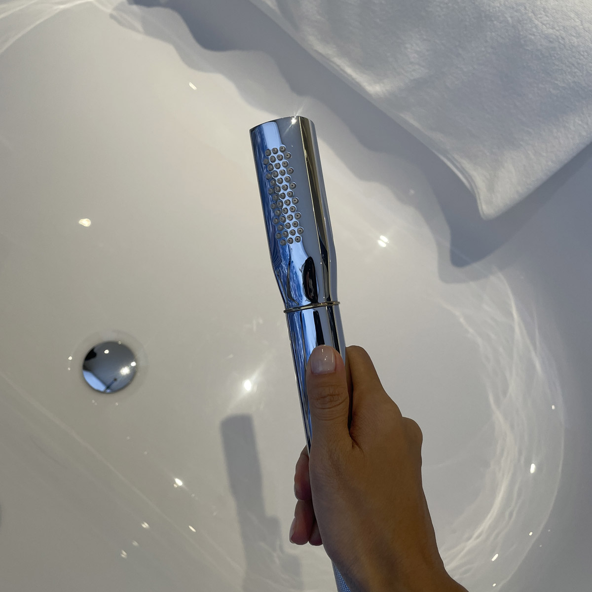Vòi xả bồn tắm đặt sàn Grandera GROHE 23318IG0 - 10