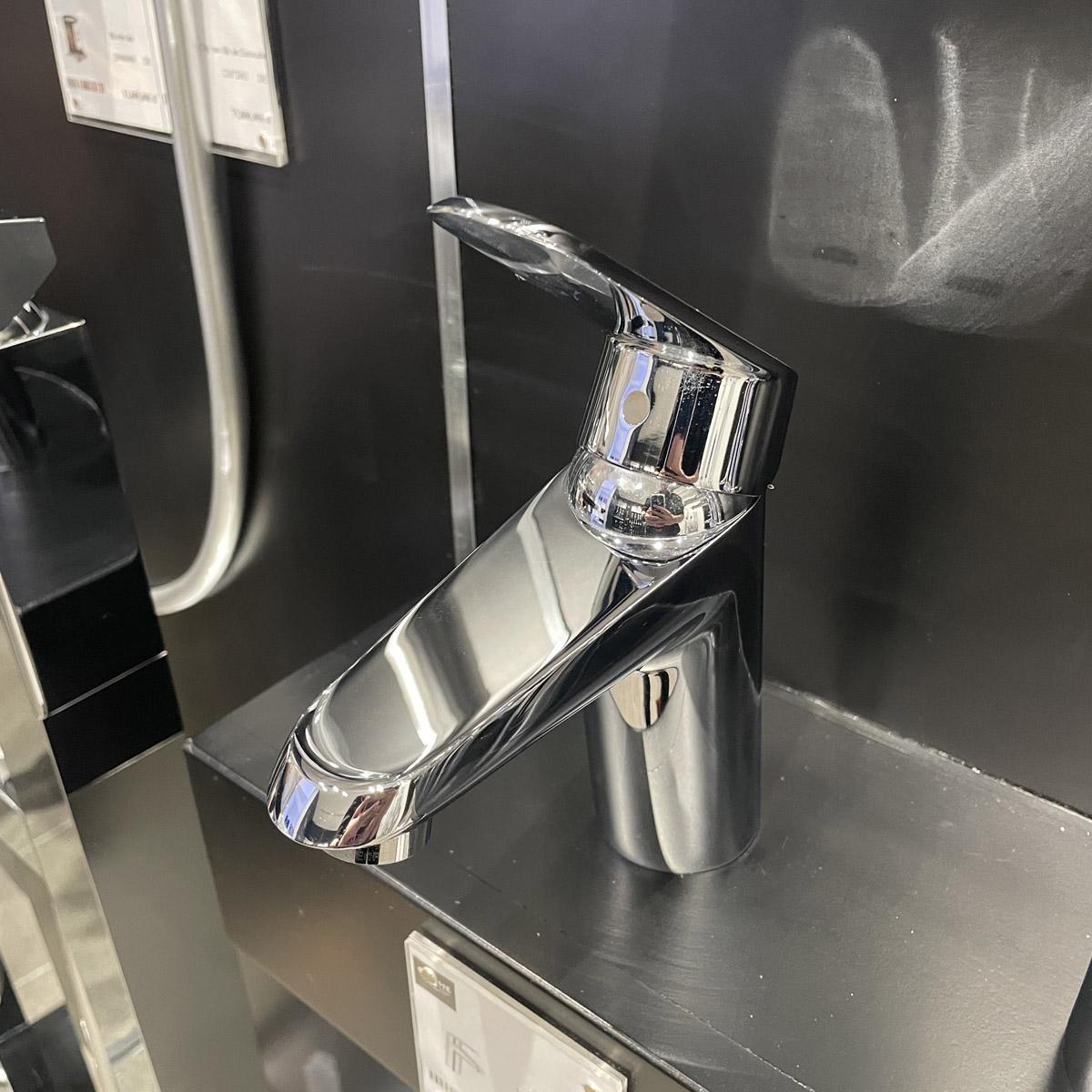 Vòi chậu nóng lạnh Eurodisc Cosmopolitan S-size GROHE 33190002 - 6