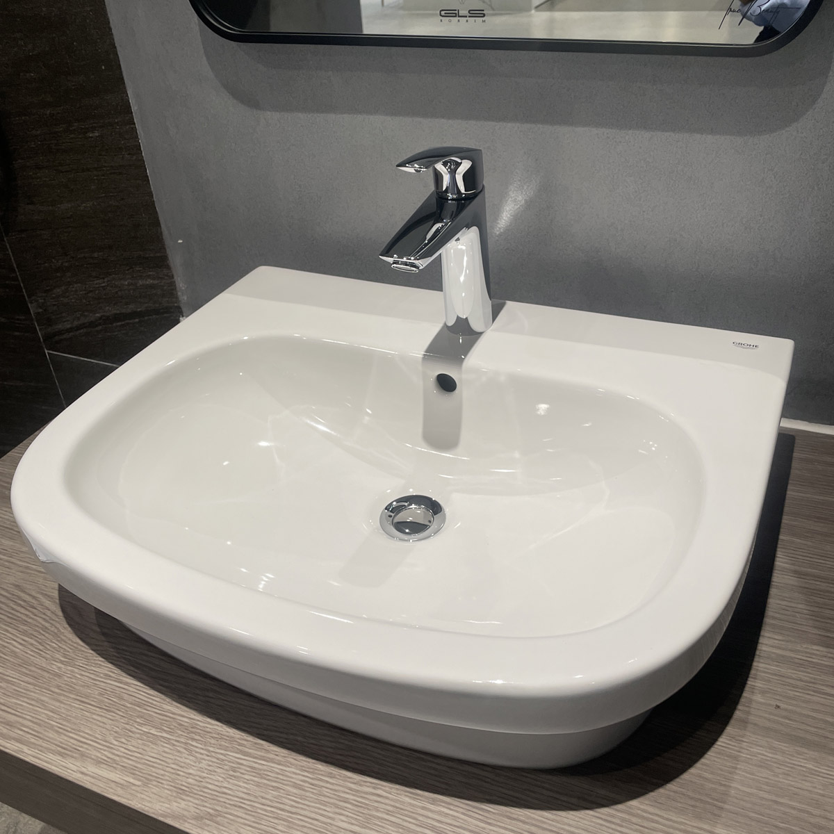 Chậu rửa mặt lavabo bán âm Eurosmart GROHE 39198000 - 8