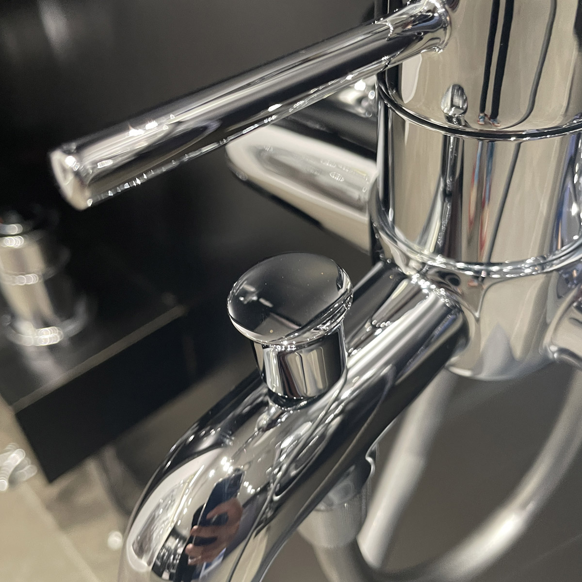 Củ sen tắm nóng lạnh GROHE 32865000 - 6