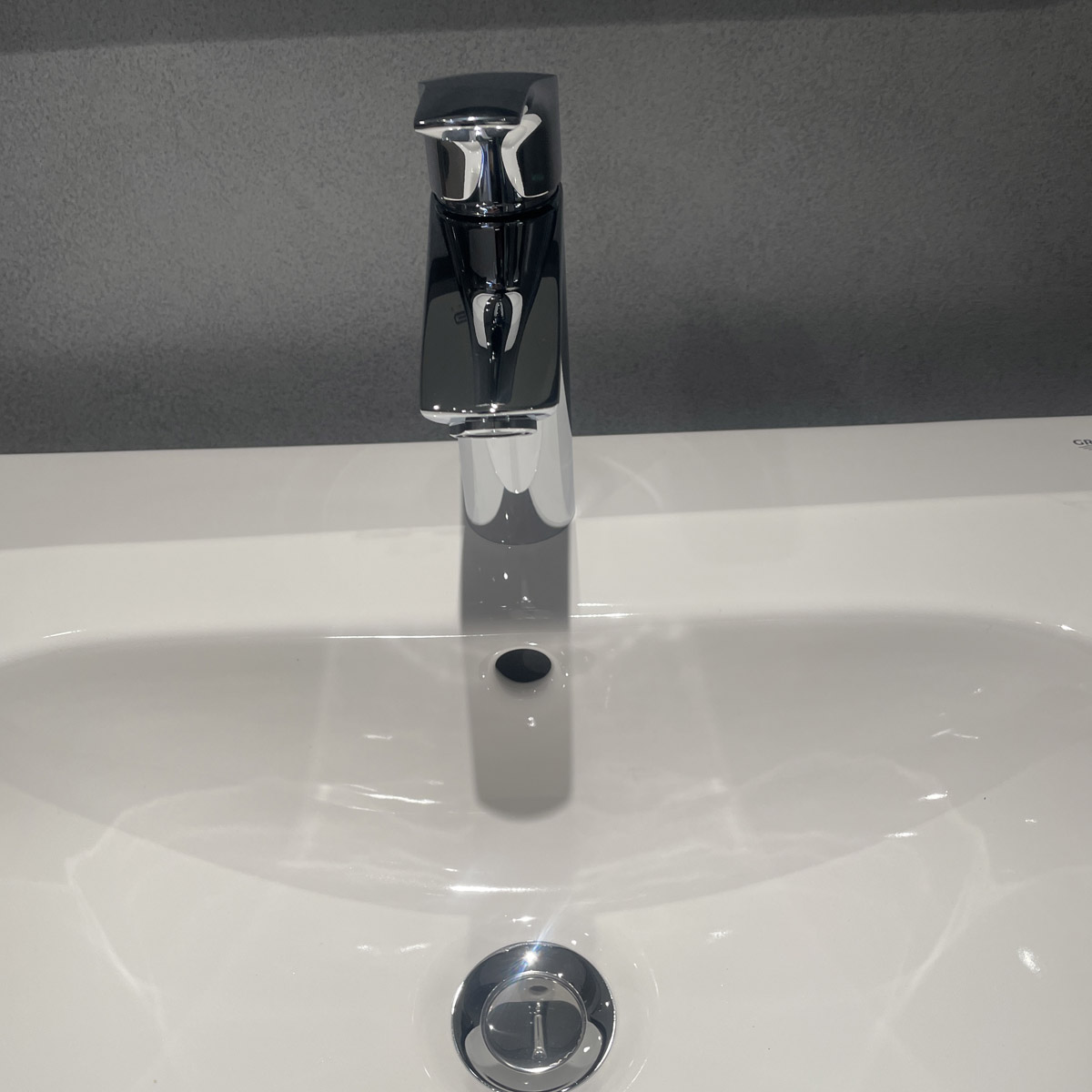 Vòi chậu lavabo nóng lạnh Eurosmart M-size GROHE 23322003 - 6