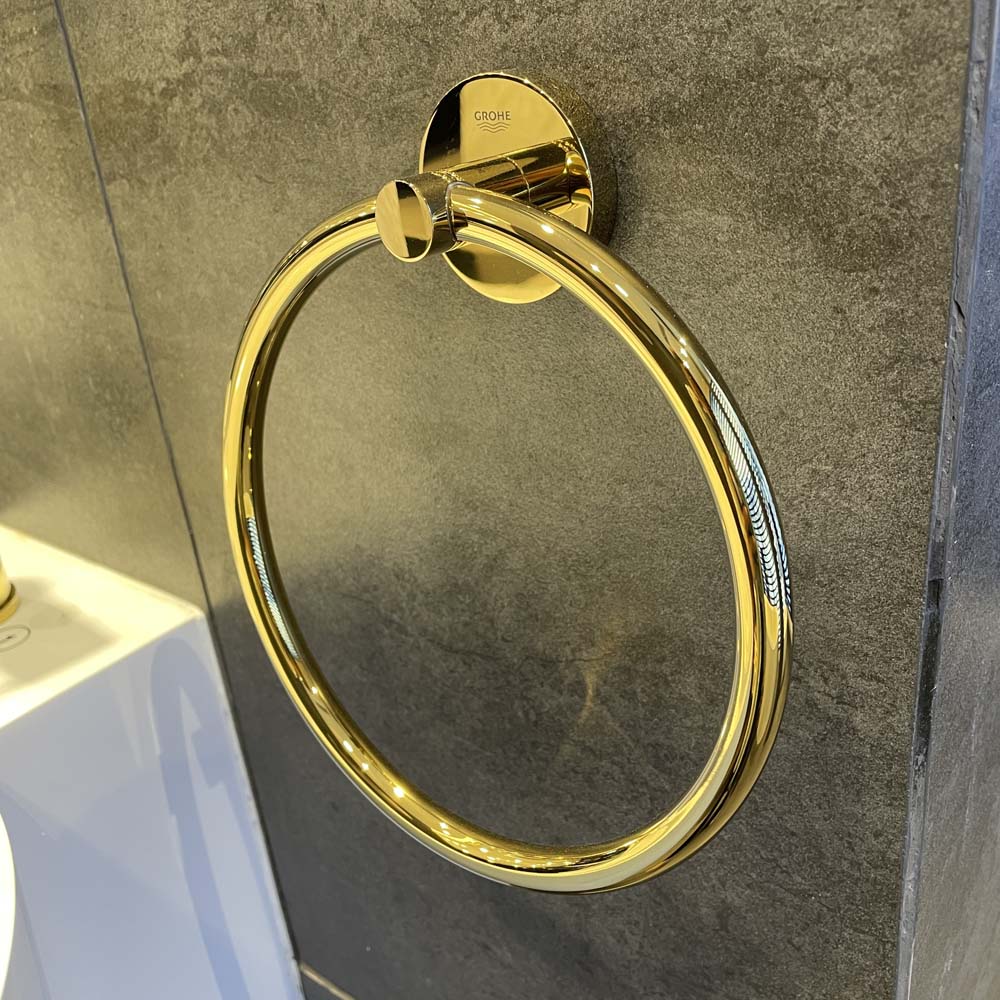 Vòng treo khăn Essentials GROHE 40365001 - 16