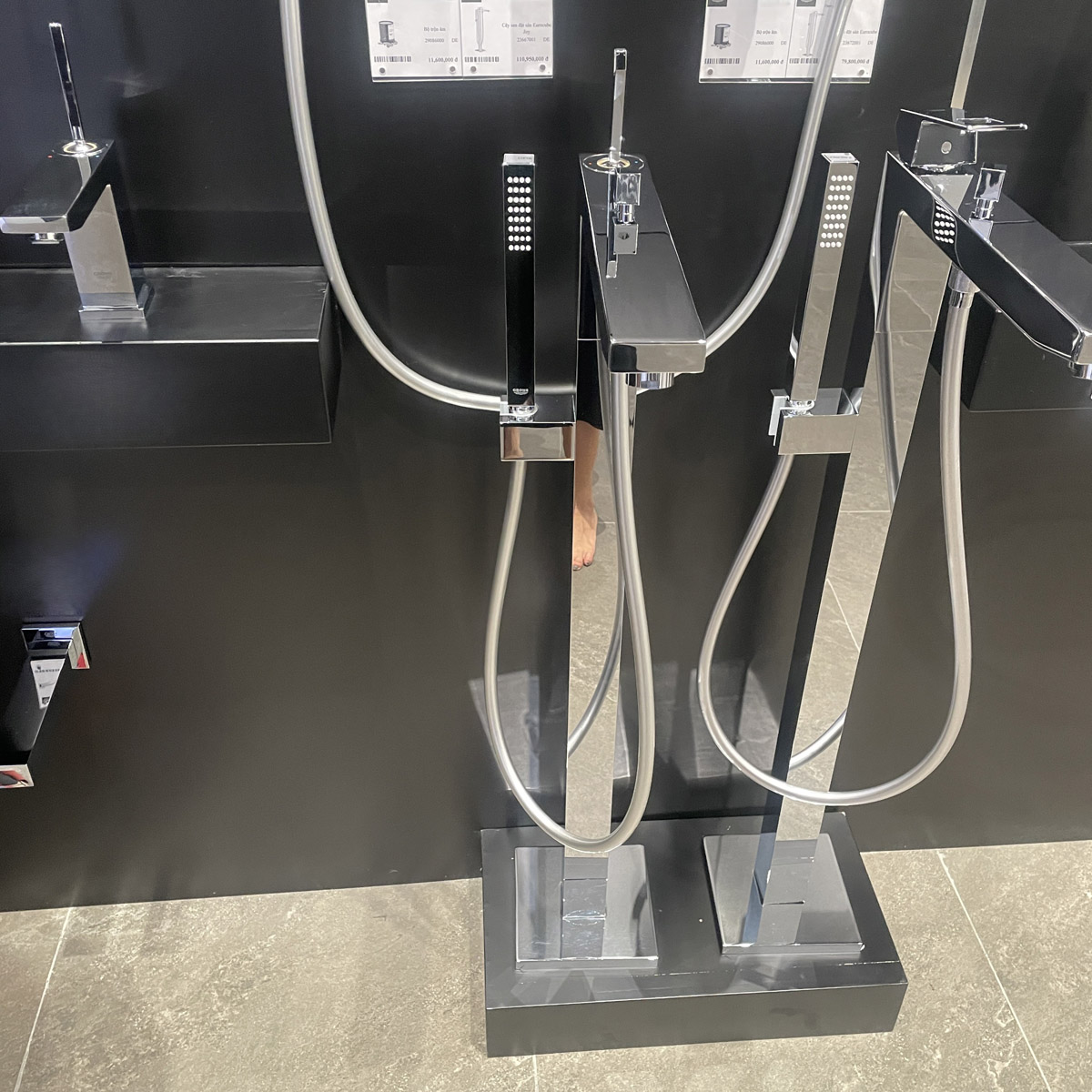 Vòi tắm đặt sàn Eurocube Joy GROHE 23667001 - 10