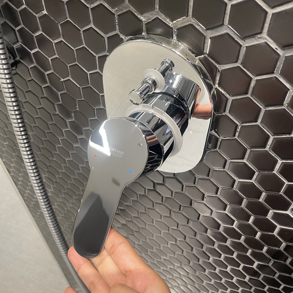 Van nóng lạnh kèm chuyển hướng 2 đường BauEdge GROHE 29039000 - 3