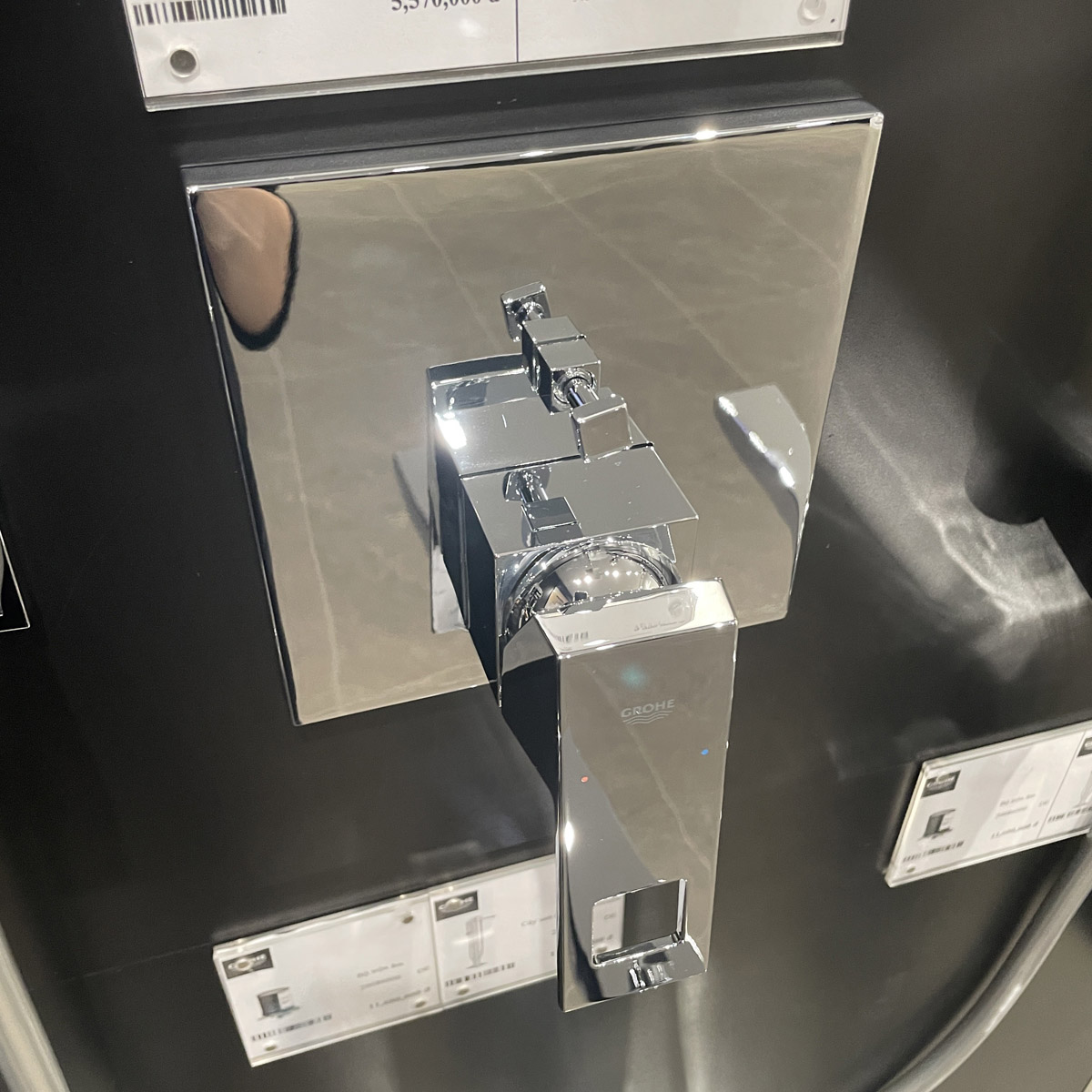 Mặt nạ điều khiển sen tắm GROHE 24062000 - 7