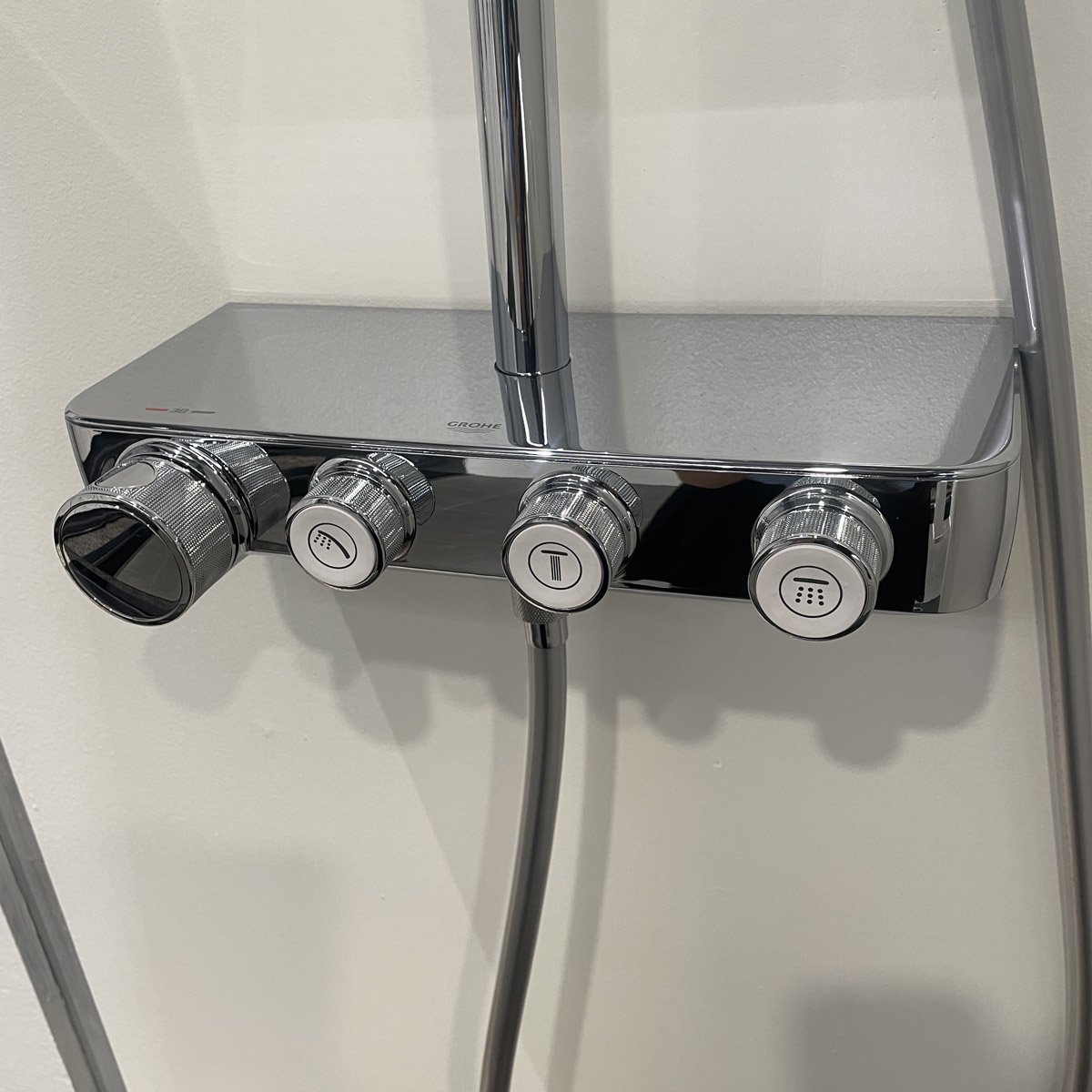 Bộ cây sen tắm ổn nhiệt SmartControl Euphoria Grohe 26508000 - 7