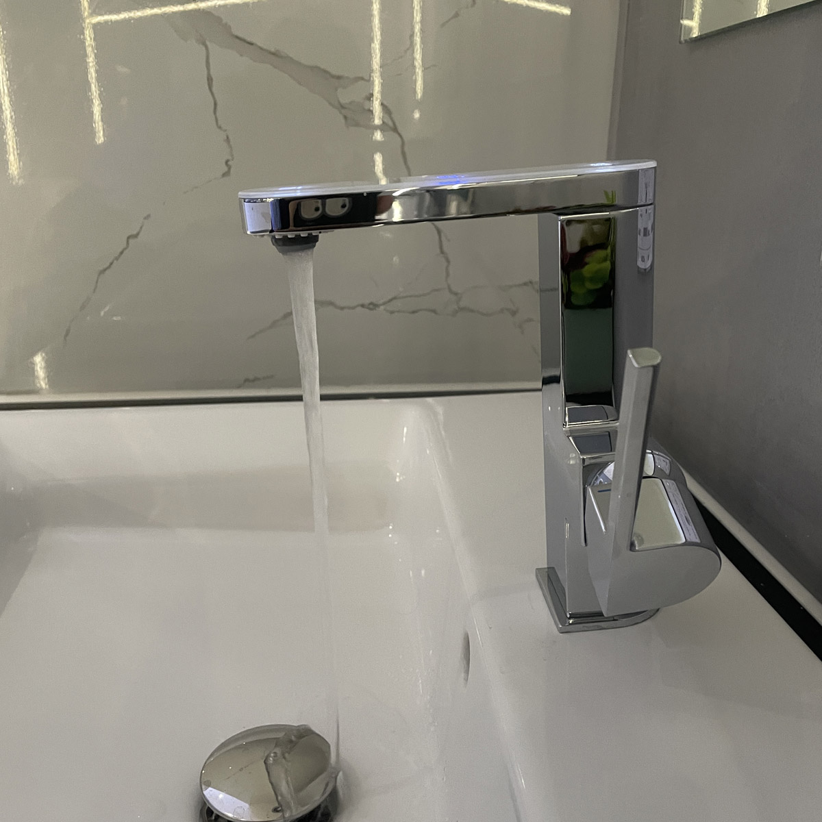 Vòi chậu nóng lạnh Plus GROHE 23958003 - 8
