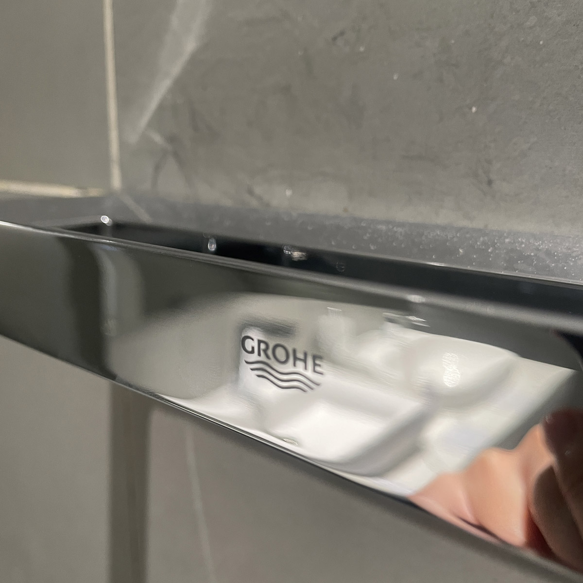 Vòng treo khăn Selection Cube GROHE 40766000 - 3