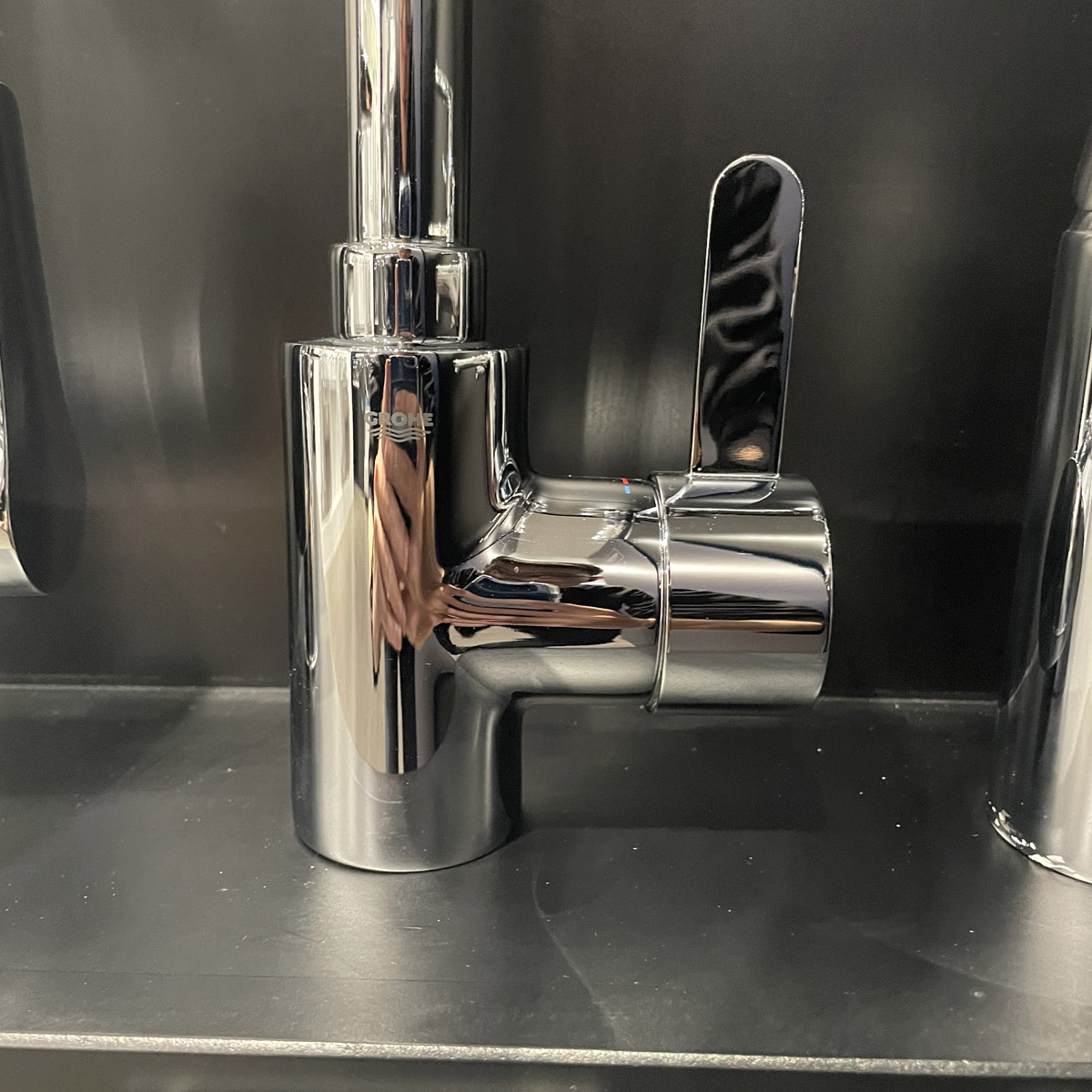 Vòi chậu nóng lạnh Eurosmart Cosmopolitan L-size GROHE 32830000 - 7