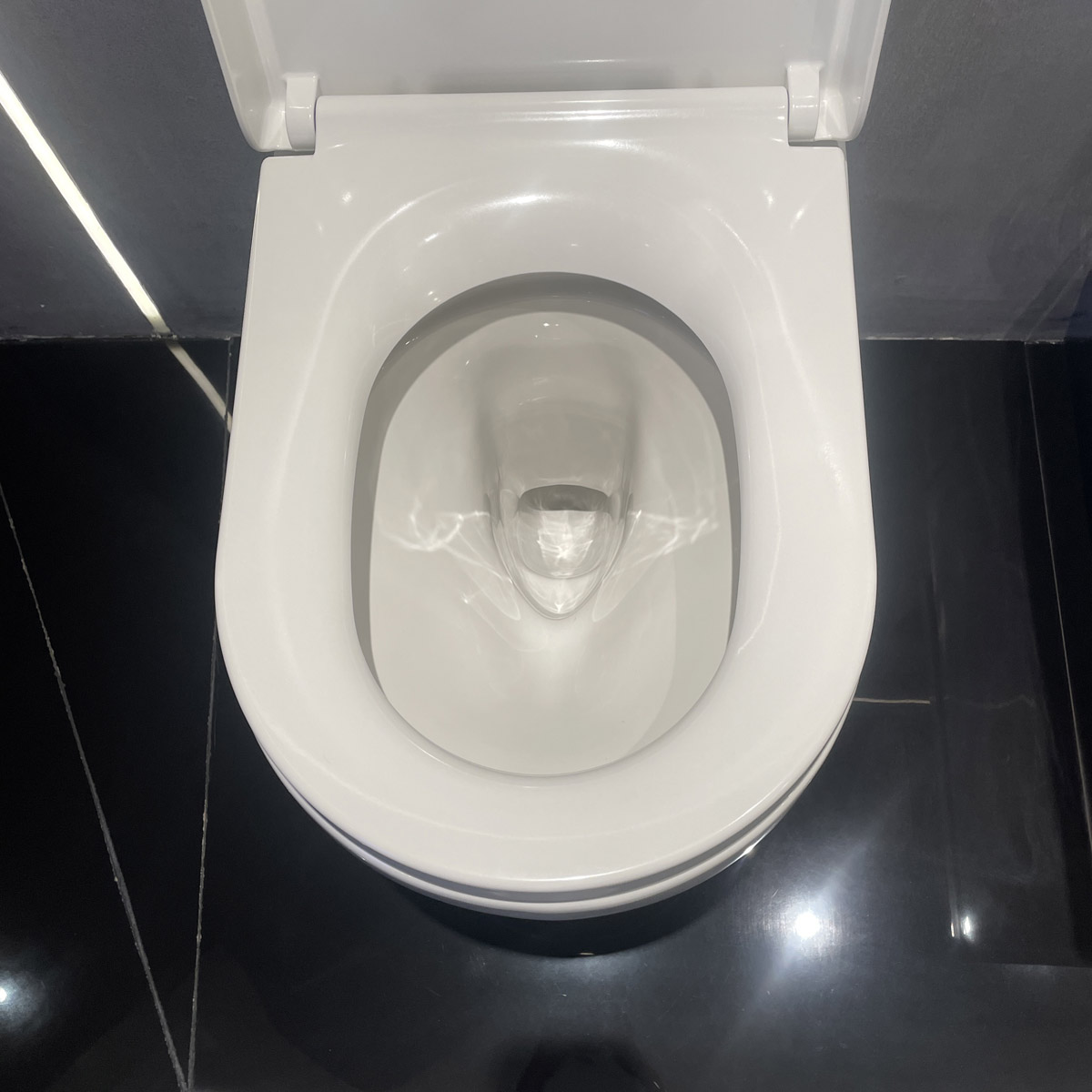 Bồn cầu treo tường Eurocosmo GROHE 39296000 - 7