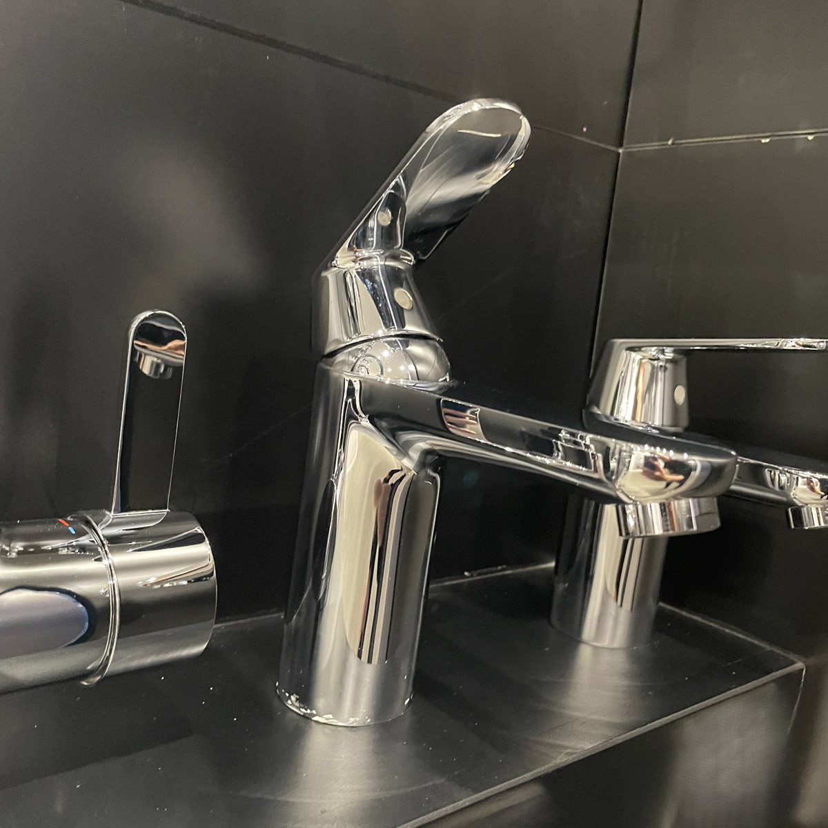 Vòi chậu nóng lạnh Eurosmart Cosmo M-size GROHE 23325000 - 10