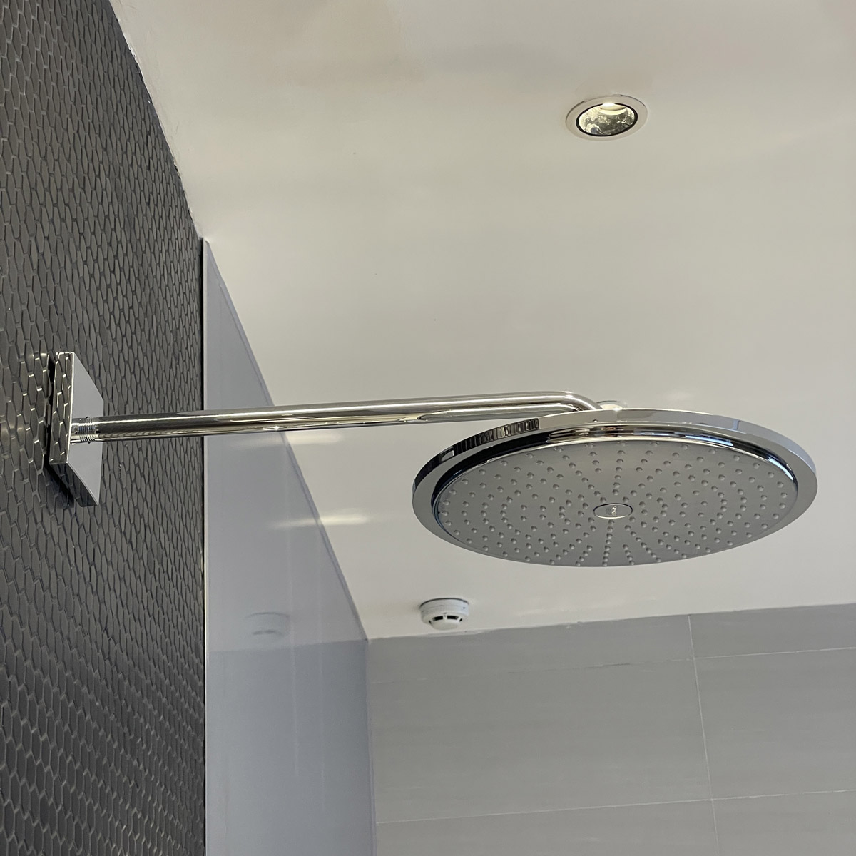 Bát sen tắm Rainshower Cosmopolitan 310 GROHE 27477000 - 3