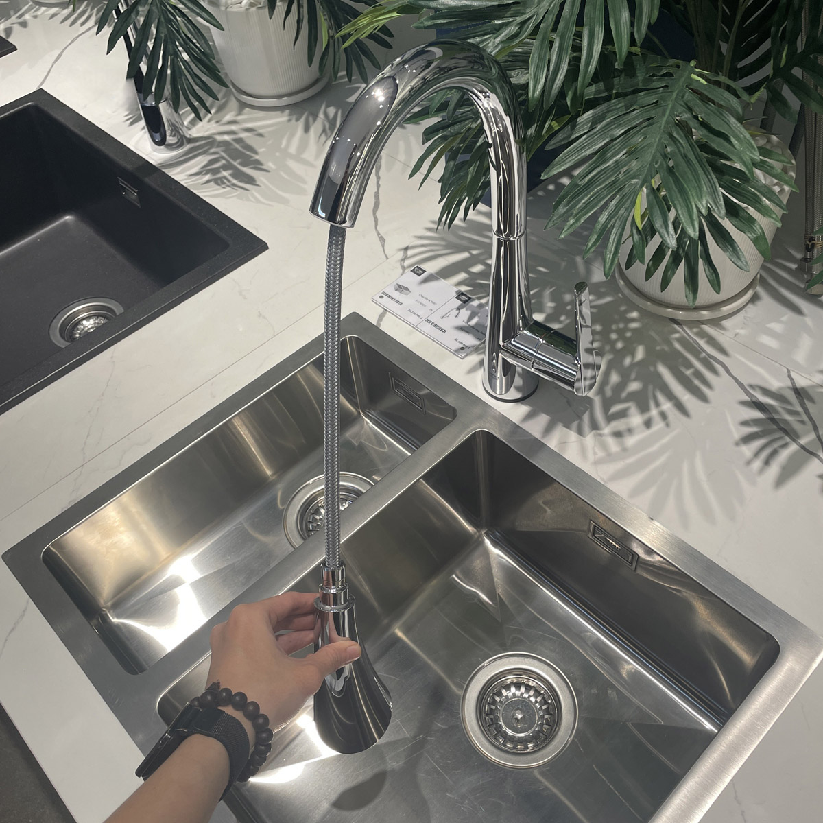 Vòi bếp cảm ứng dây rút nóng lạnh Zedra Touch GROHE 30219002 - 16