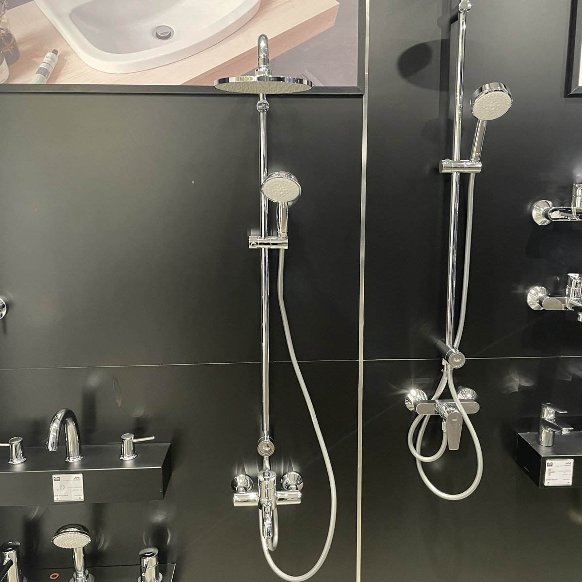 Thân sen cây tắm đứng Tempesta Rustic System 200 GROHE 26454001 - 4