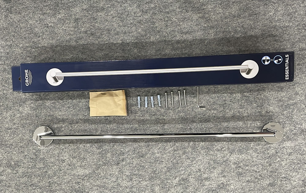 Thanh treo khăn Essentials 600mm GROHE 40366001 - 11