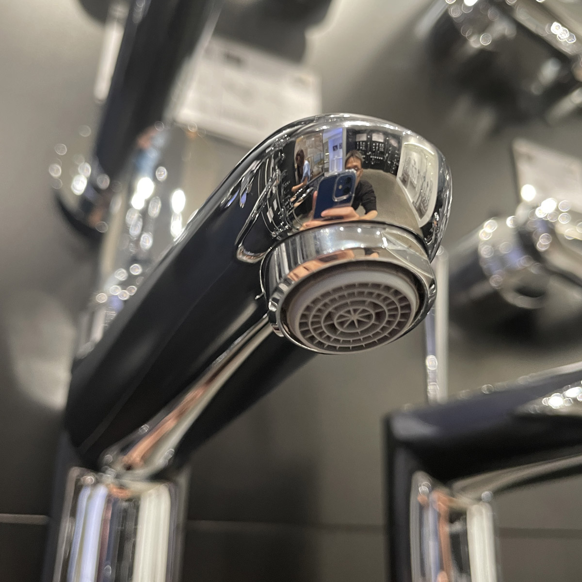 Vòi chậu nóng lạnh Eurodisc Cosmo XL-Size Grohe 23432000 - 2
