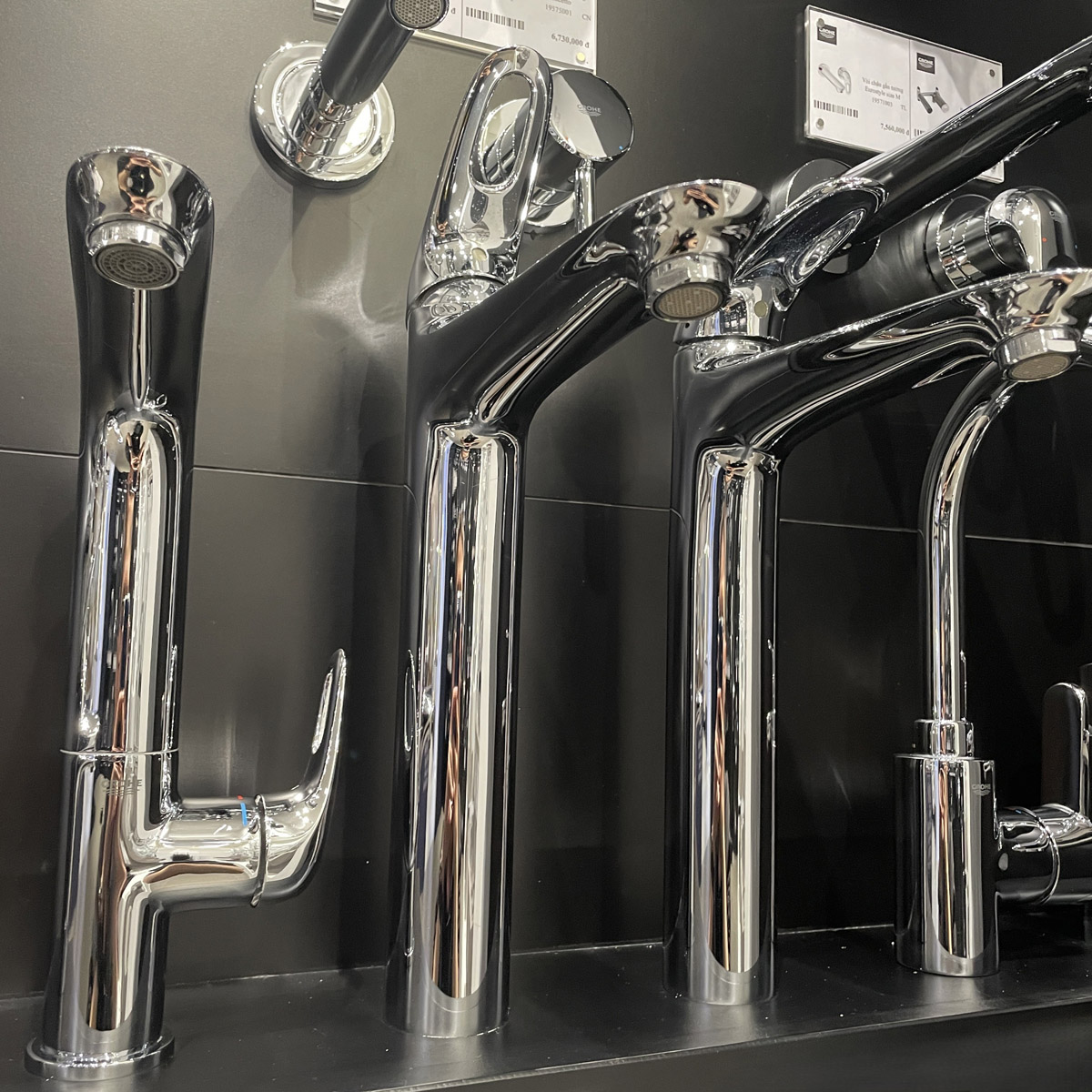 Vòi chậu nóng lạnh Eurostyle GROHE 23570003 - 9