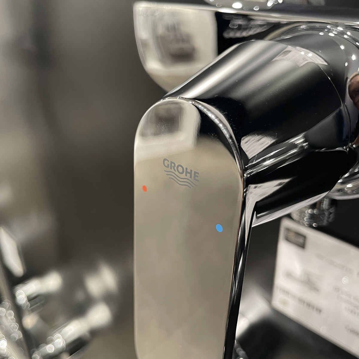 Củ sen tắm nóng lạnh Eurosmart Cosmopolitan GROHE 32837000 - 11