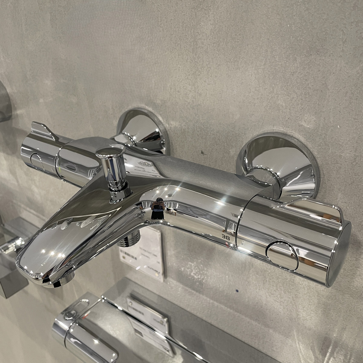 Bộ trộn sen tắm ổn nhiệt 2 chế độ Grohtherm 800 GROHE 34567000 - 3