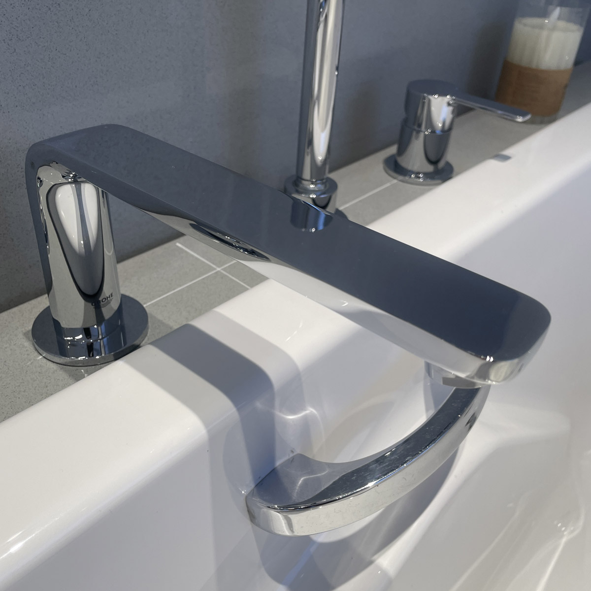 Vòi bồn tắm 4 lỗ nóng lạnh Lineare GROHE 19577001 - 9