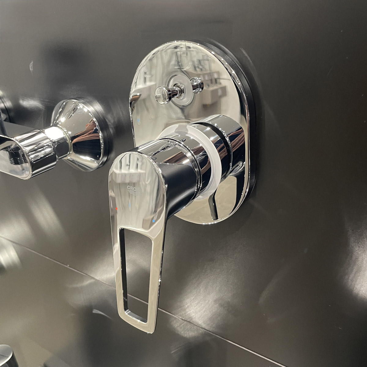 Bộ trộn sen tắm âm tường BauLoop OHM GROHE 29041001 - 5