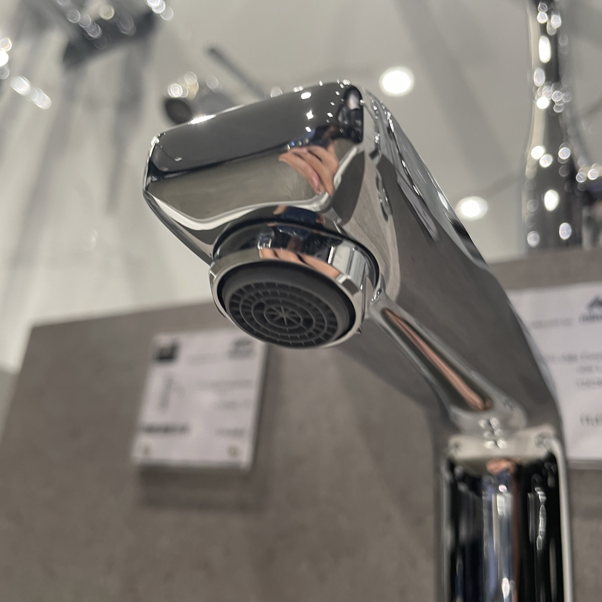 Vòi chậu nóng lạnh 3 lỗ Lineare GROHE 20304001 - 3