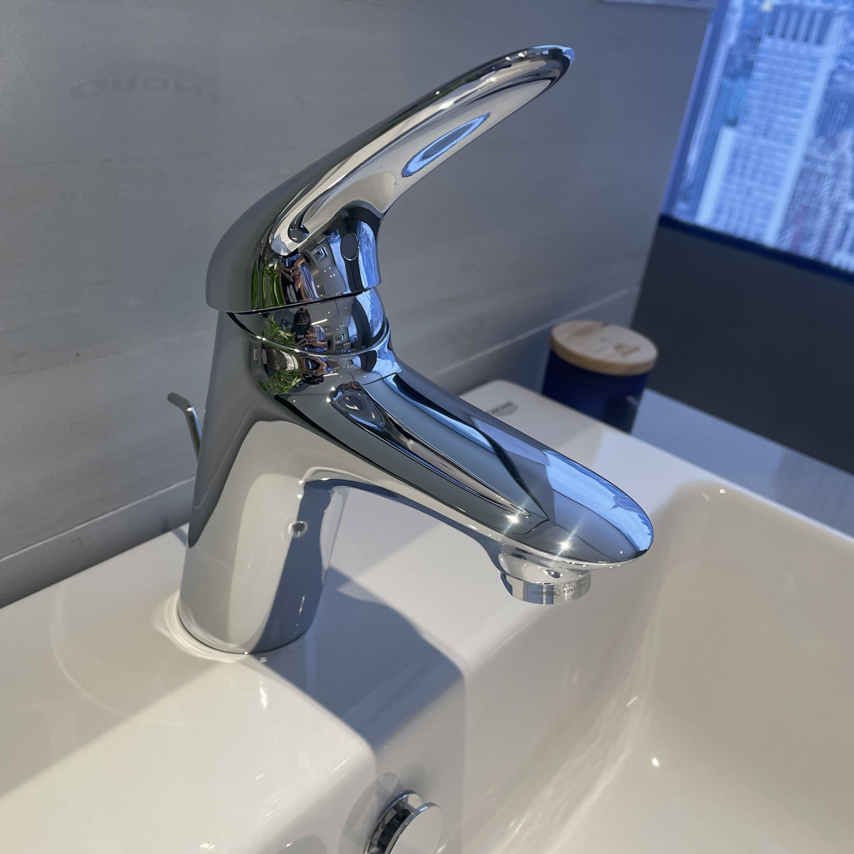 Vòi chậu nóng lạnh Eurostyle GROHE 23707003 - 7