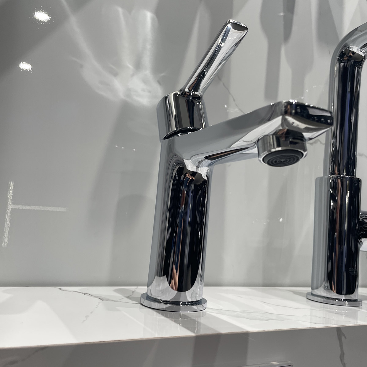 Vòi chậu nóng lạnh Lineare GROHE 32109001 - 7
