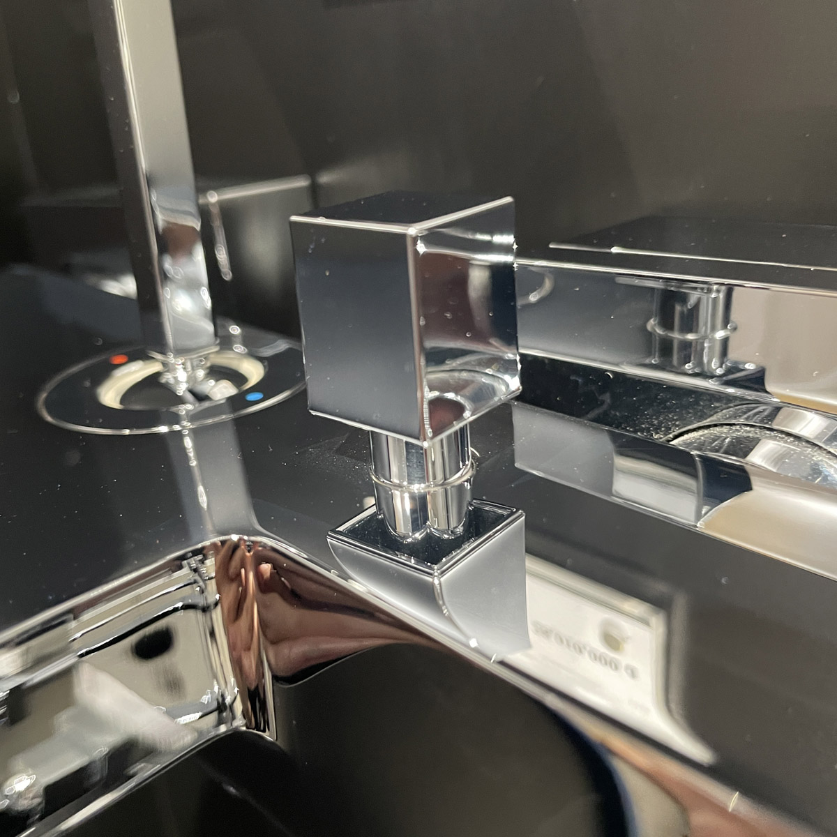 Củ sen tắm nóng lạnh Eurocube GROHE 23666000 - 8