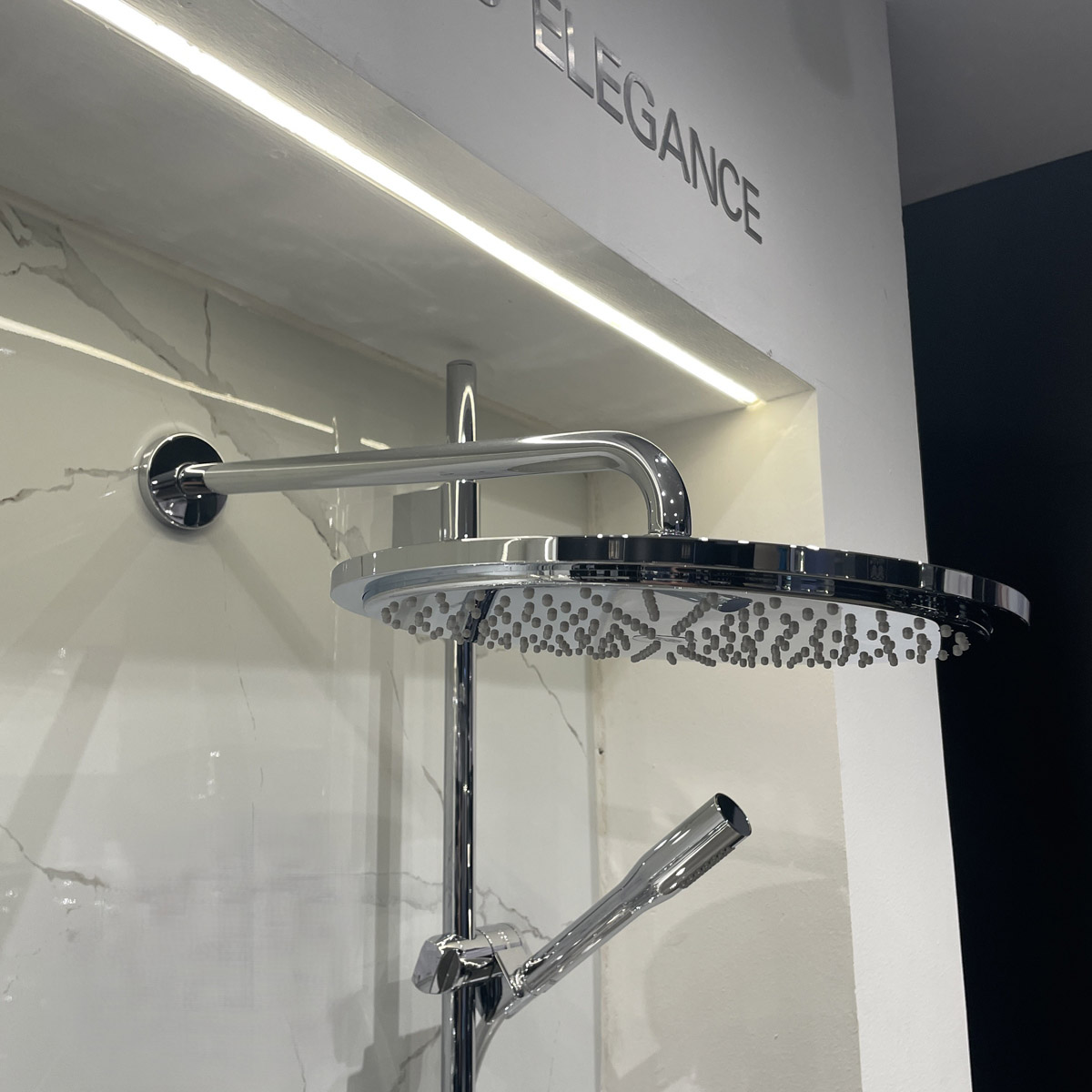 Bát sen gắn tường Grohe Rainshower Cosmpolitan 310 Grohe 26066000 - 6
