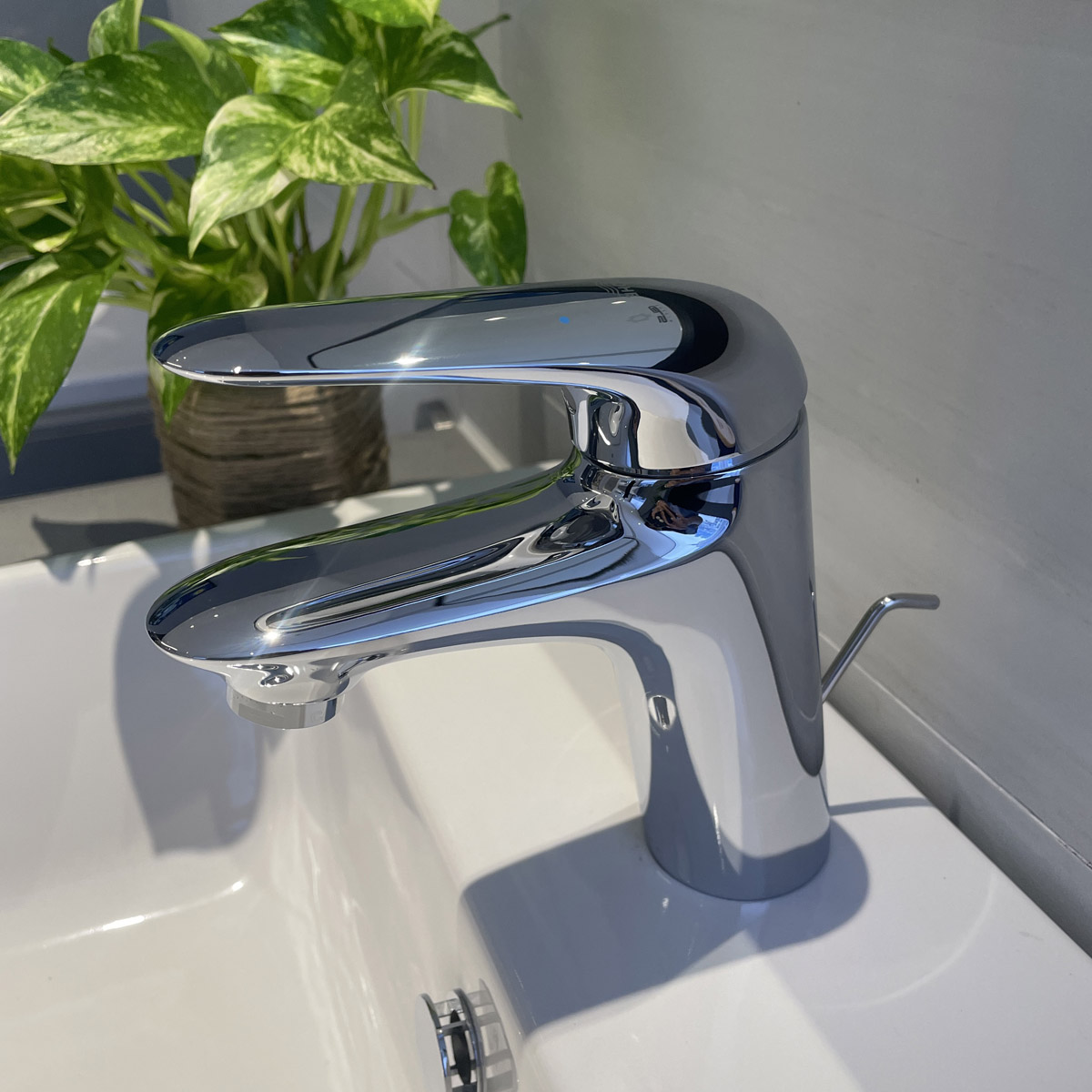 Vòi chậu nóng lạnh Eurostyle GROHE 23707003 - 4
