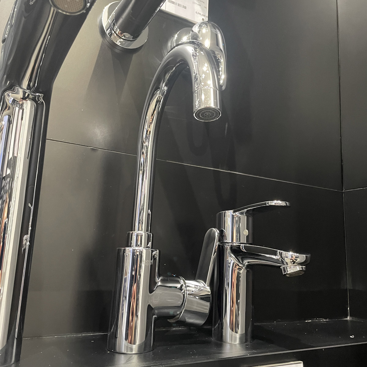 Vòi bếp dây rút nóng lạnh Eurostyle Cosmopolitan GROHE 23043002 - 9