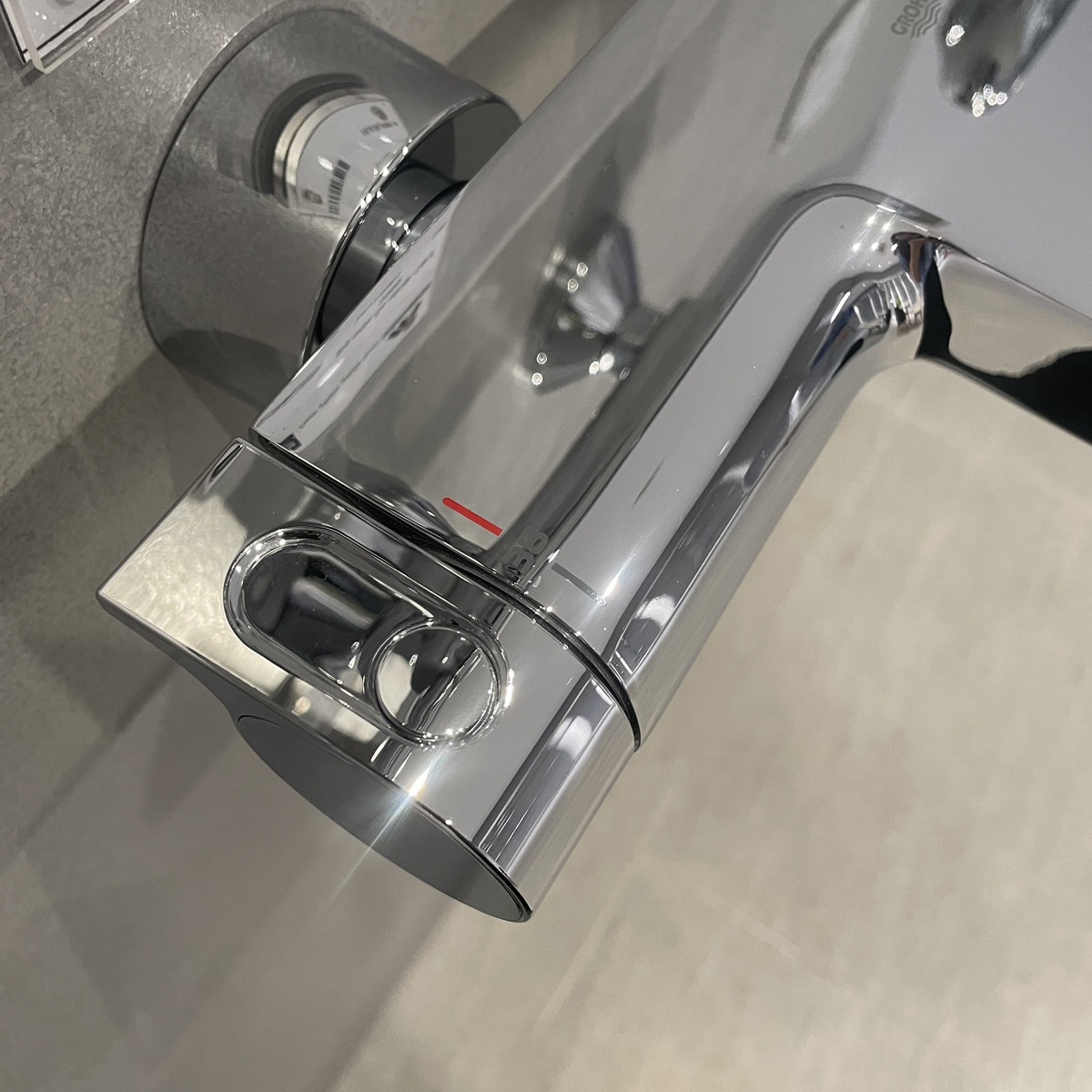 Củ sen tắm nhiệt độ Grohtherm 2000 GROHE 34174001 - 8