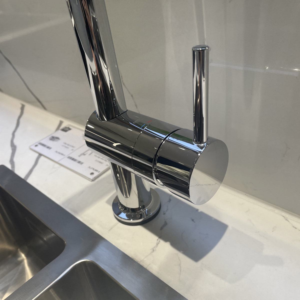 Vòi bếp dây rút nóng lạnh Minta Touch GROHE 31358002 - 5