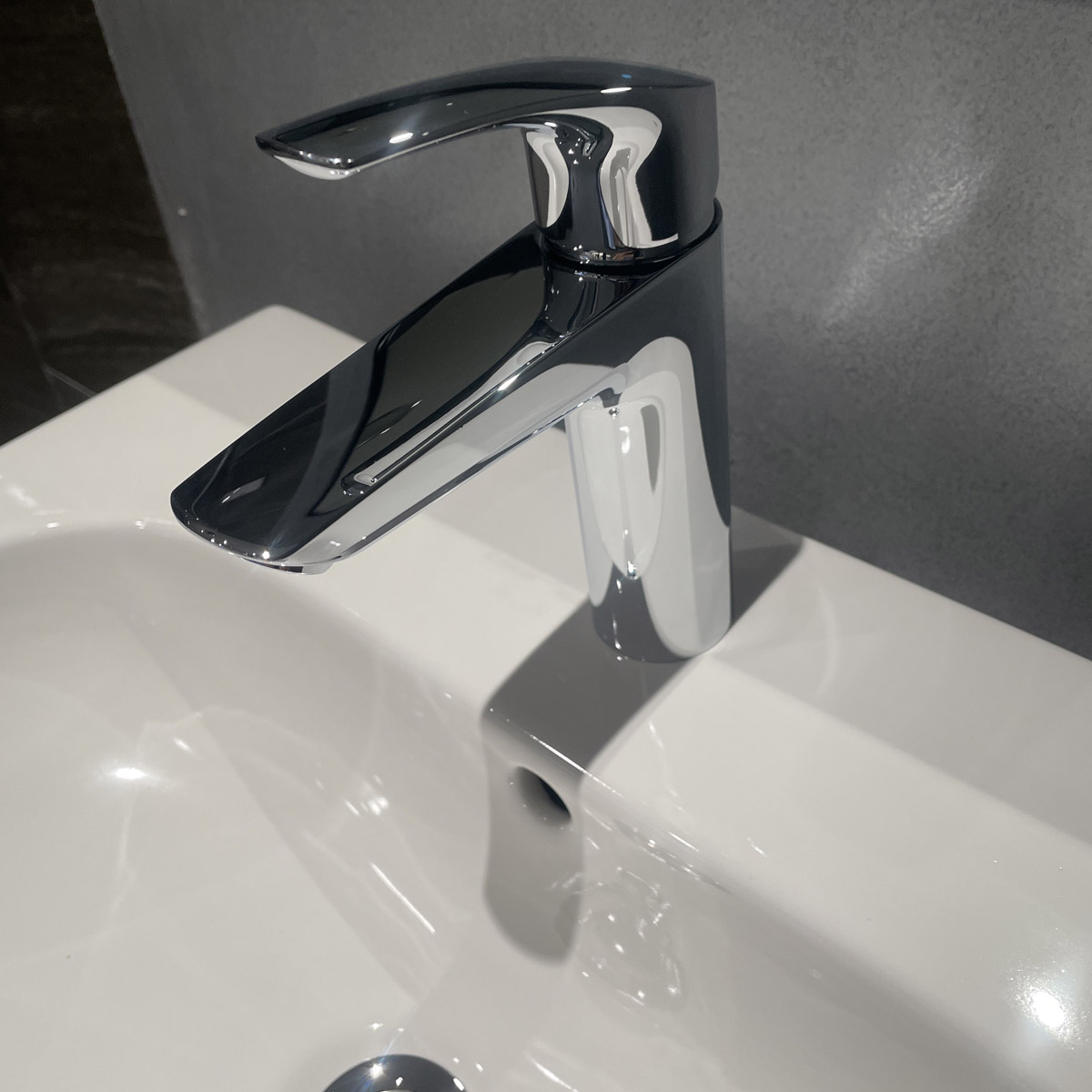 Vòi chậu lavabo nóng lạnh Eurosmart M-size GROHE 23322003 - 7