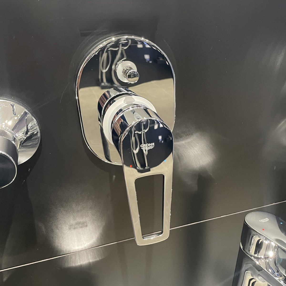 Bộ trộn sen tắm âm tường BauLoop OHM GROHE 29041001 - 4