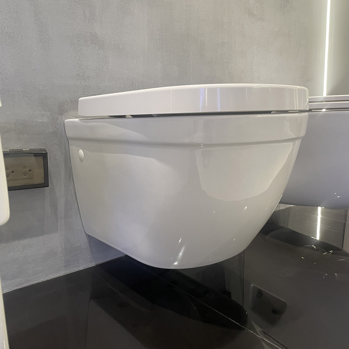 Bồn cầu treo tường Eurosmart GROHE 39205000 - 2