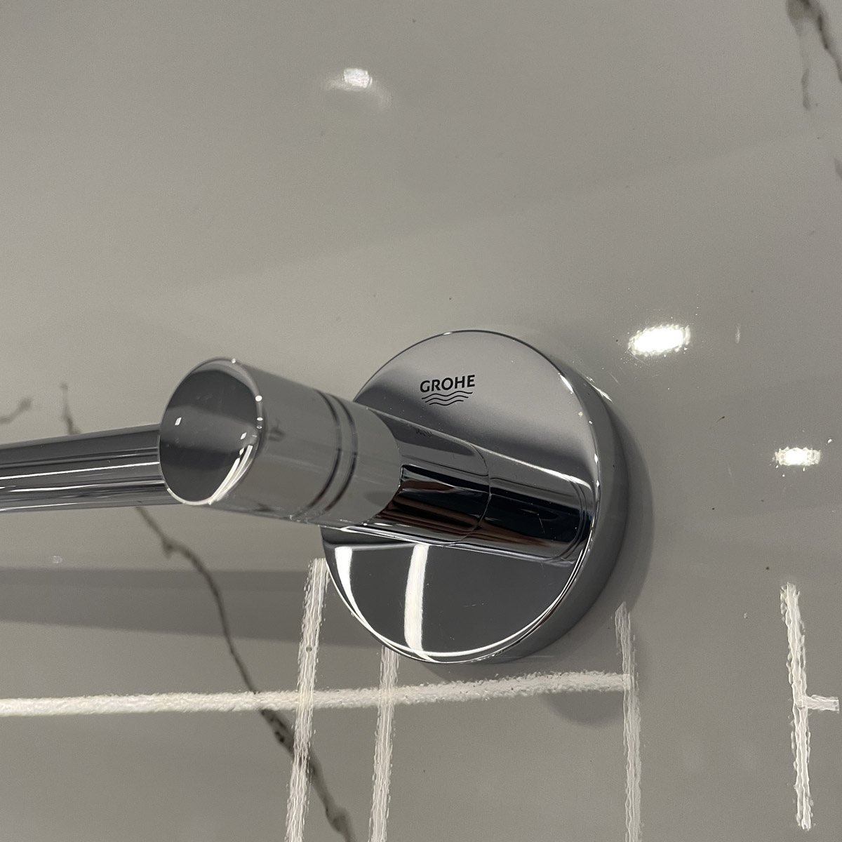 Thanh treo khăn đơn Essentials GROHE 40386001 - 5