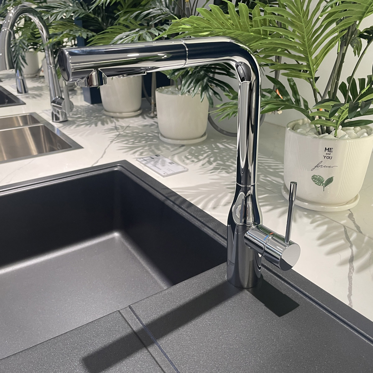 Vòi bếp dây rút nóng lạnh Essence GROHE 30270000 - 9
