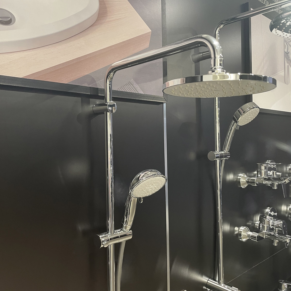Thân sen cây tắm đứng Tempesta Rustic System 200 GROHE 26454001 - 8